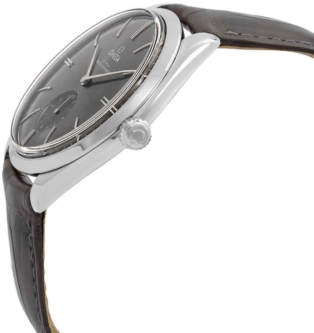 Omega De Ville Tresor Automatic winding Men's dress watch 435.13.40.21.06.001