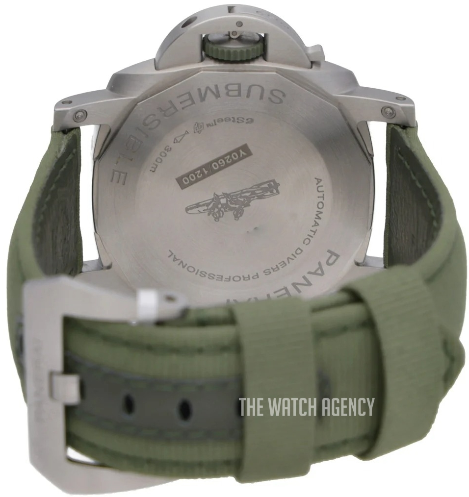 Panerai Submersible Automatic winding Men's divers watch PAM01287