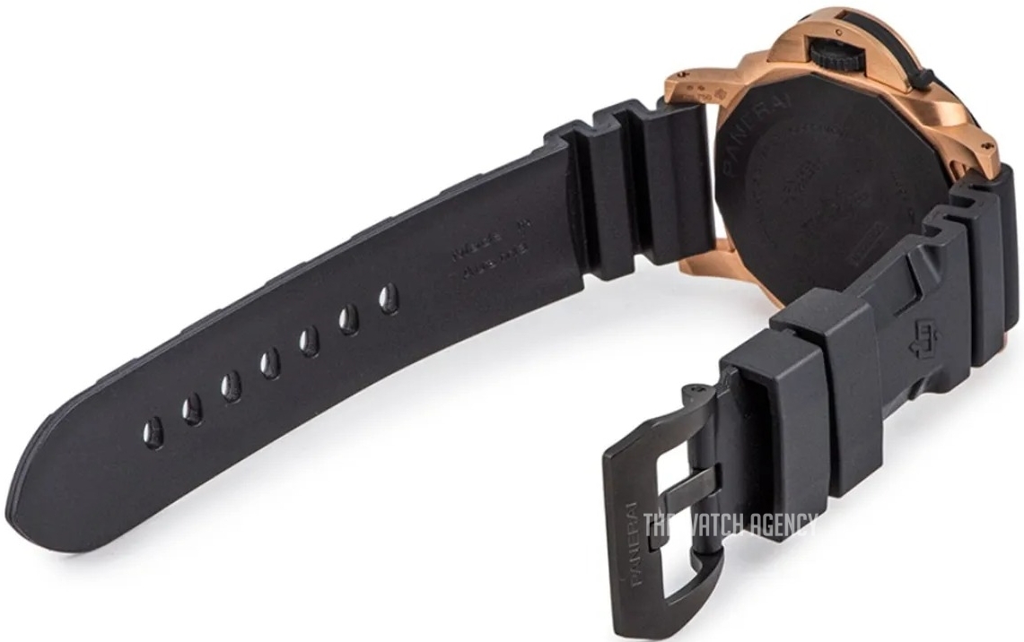 Panerai Submersible Automatic winding Men's divers watch PAM02070