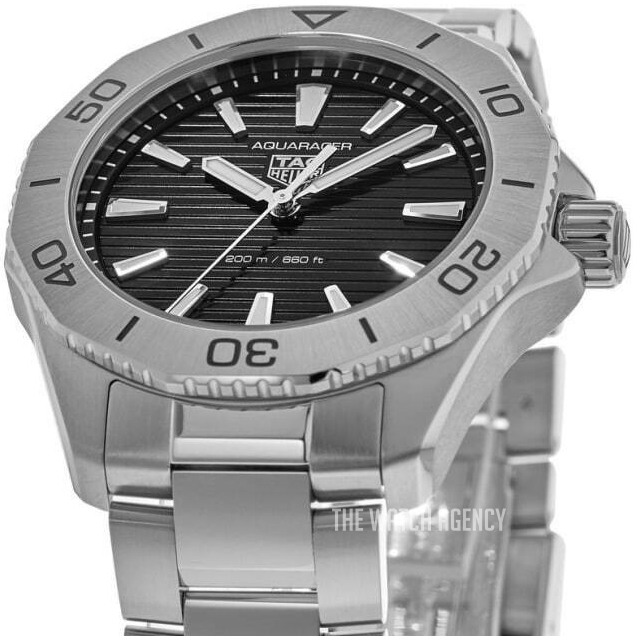 TAG Heuer Aquaracer Quartz (battery powered) Men's Dress / Sport WBP1110.BA0627
