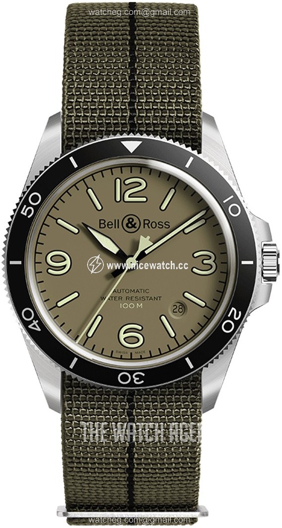 Bell & Ross Vintage Automatic winding Men's Dress / Sport BR-V2-92-MILITARY-GREEN-SF