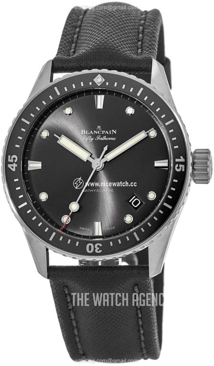 Blancpain Sport Fifty Fathoms Bathyscaphe Automatic winding Men's divers watch 5000-1110-B52A