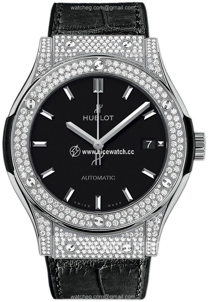 Hublot Classic Fusion Automatic winding Men's dress watch 511.NX.1171.LR.1704