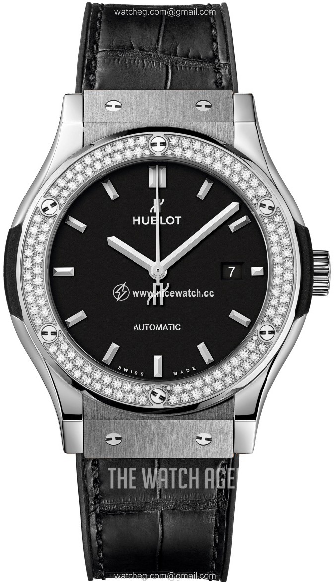Hublot Classic Fusion Automatic winding Men's dress watch 542.NX.1171.LR.1104