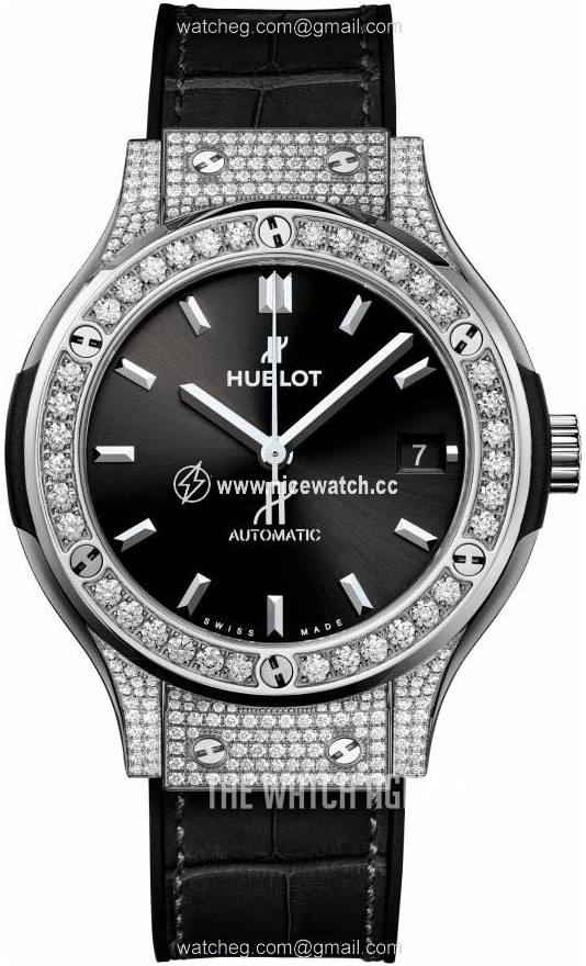 Hublot Classic Fusion Automatic winding Ladies dress watch 565.NX.1470.LR.1604
