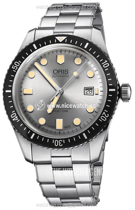 Oris Diving Automatic winding Men's Dress / Sport 01 733 7720 4051-07 8 21 18