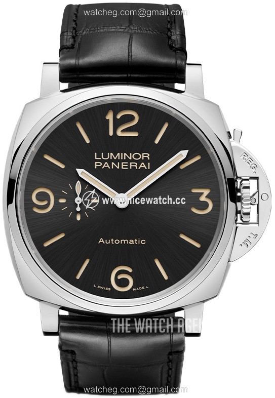 Panerai Luminor Automatic winding Men's dress watch PAM00674