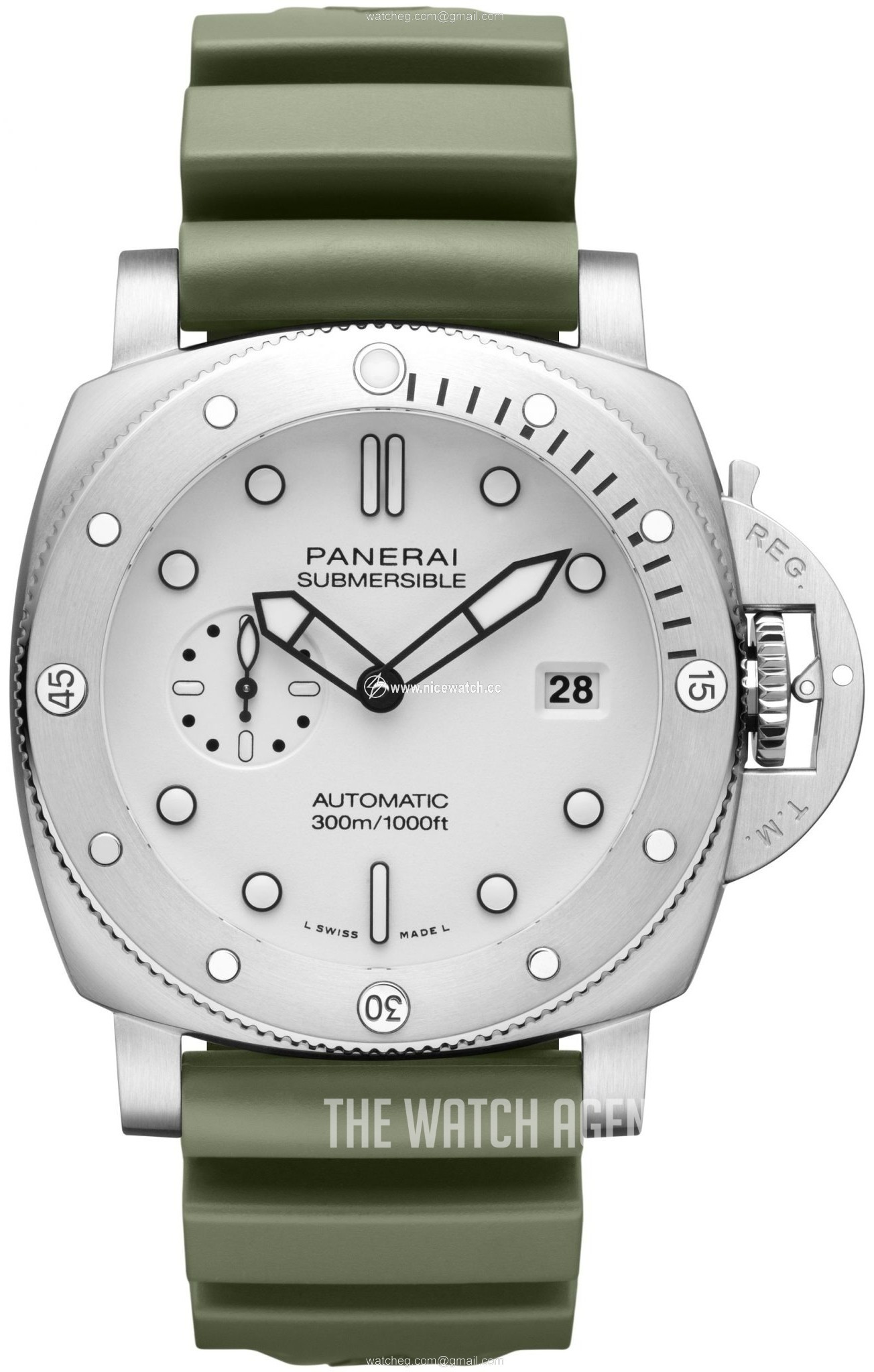 Panerai Submersible Automatic winding Men's divers watch PAM01226