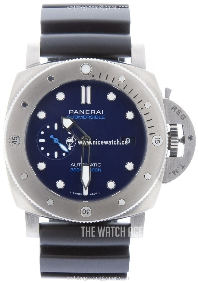 Panerai Submersible Automatic winding Men's divers watch PAM02692