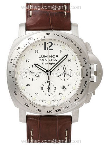 Panerai Contemporary Luminor Chrono Daylight Automatic winding Men's Racing / Dress watch PAM 251