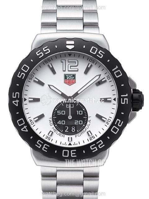 TAG Heuer Formula 1 Grande Date 42 mm Quartz (battery powered) Men's Racing watch WAU1111.BA0858